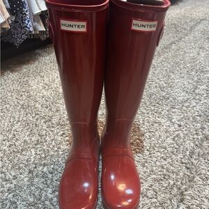 Hunter Classic Red Footwear
